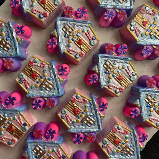 Gingerbread House Bath Bomb